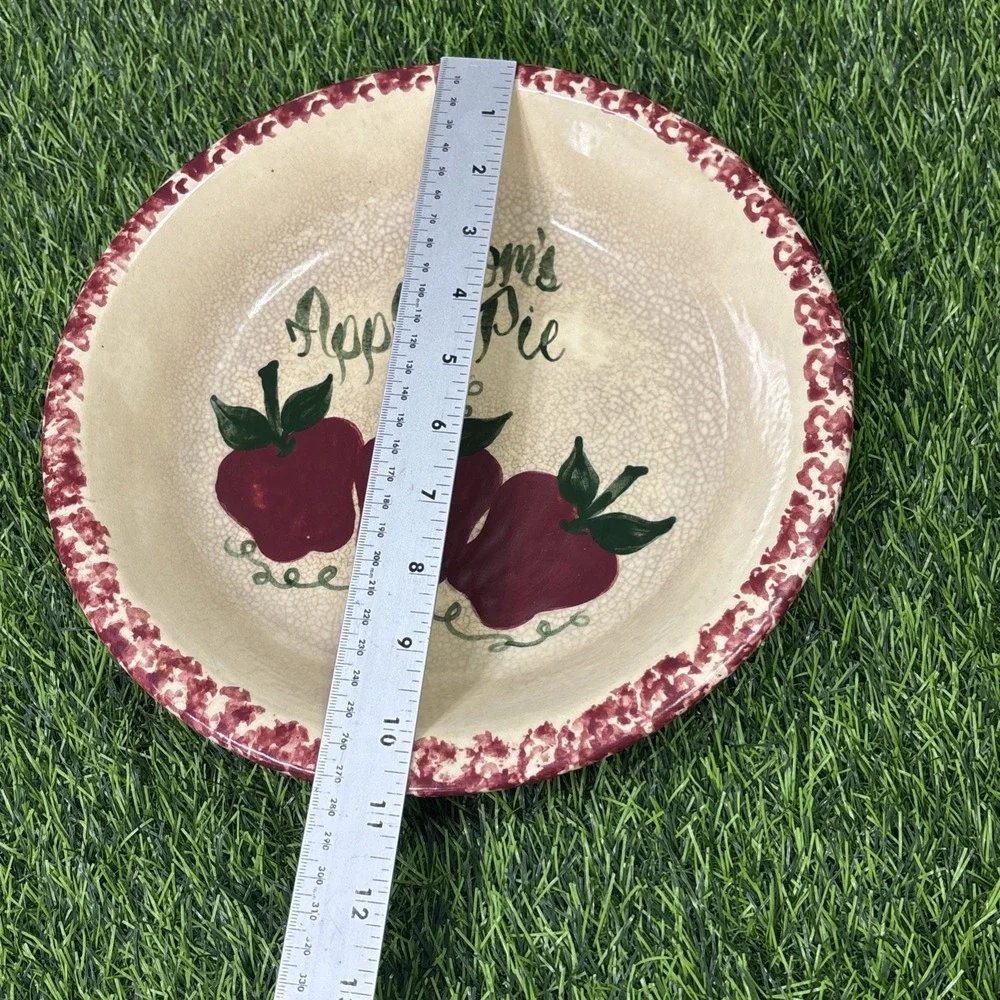 Vintage East Texas Pottery Mom's Apple Pie Ceramic Pie Dish Apple Country Decor